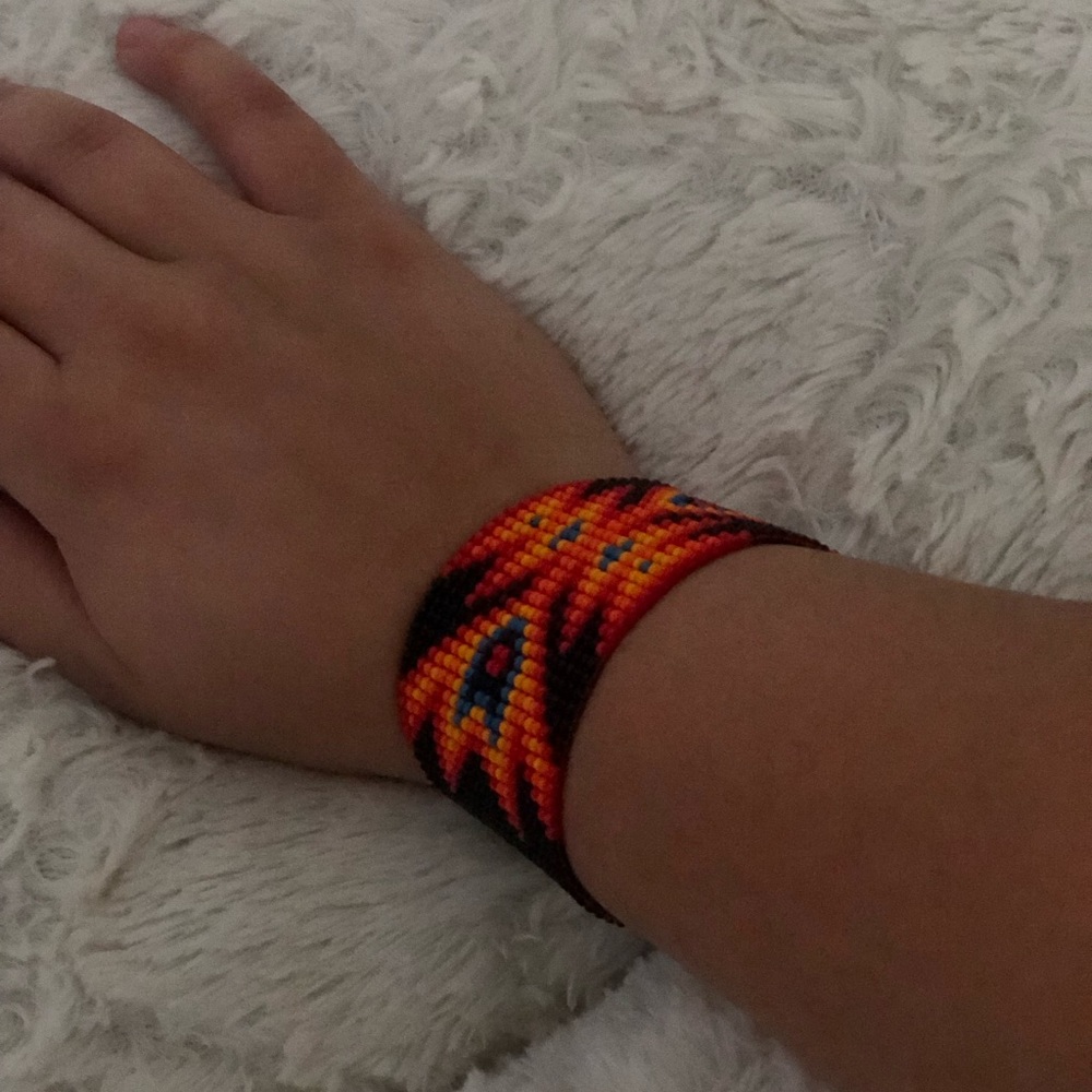 Hand made beaded bracelets - Picture 6 of 6